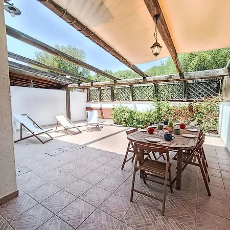 Karas By Interhome Appartamento Olbia